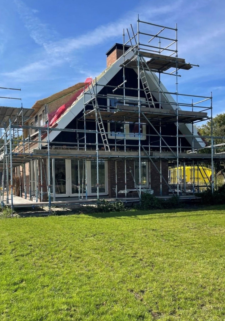 nieuwbouw vrijstaande woning, rieten kap, rietdekken